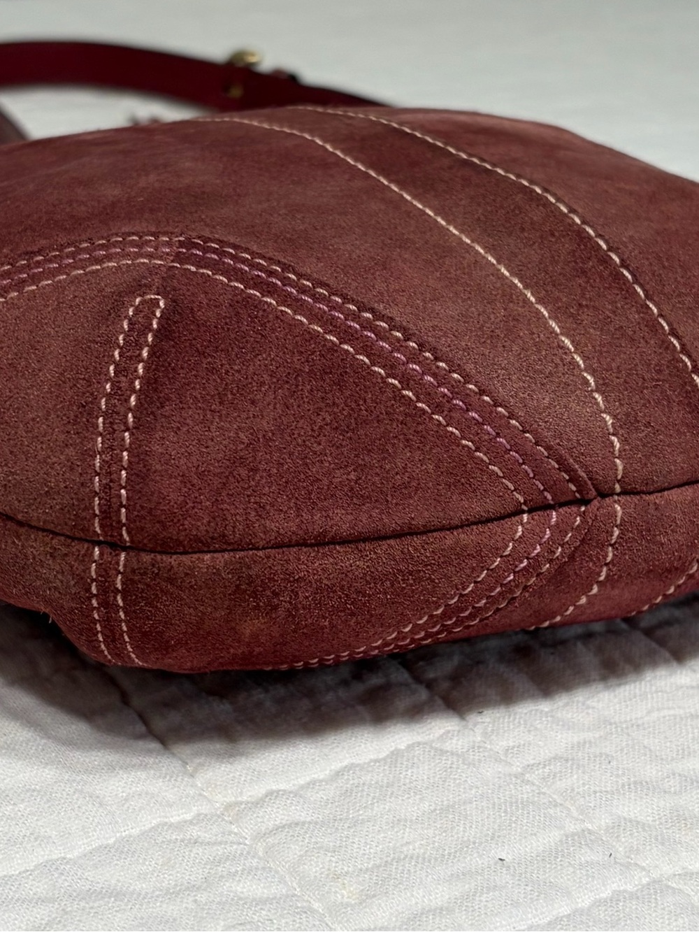 Vintage Coach Soho Suede Swing Pack Crossbody Bag in Wine/Burgundy Color - Picture 10 of 16